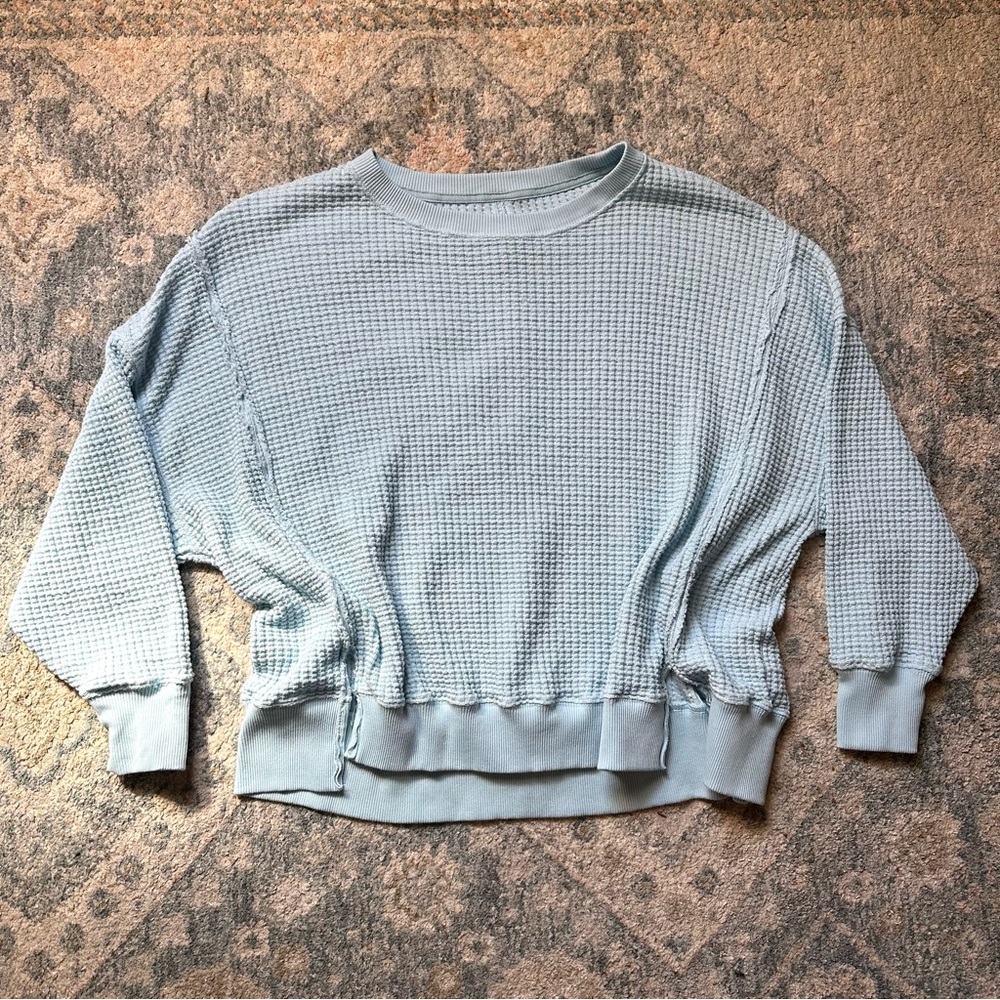 AE big hug sweatshirt